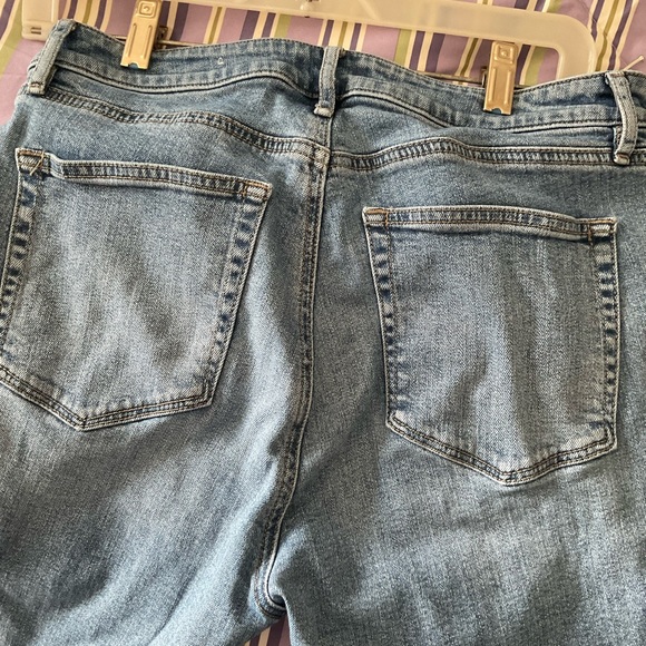 LOFT JEANS - Picture 4 of 6